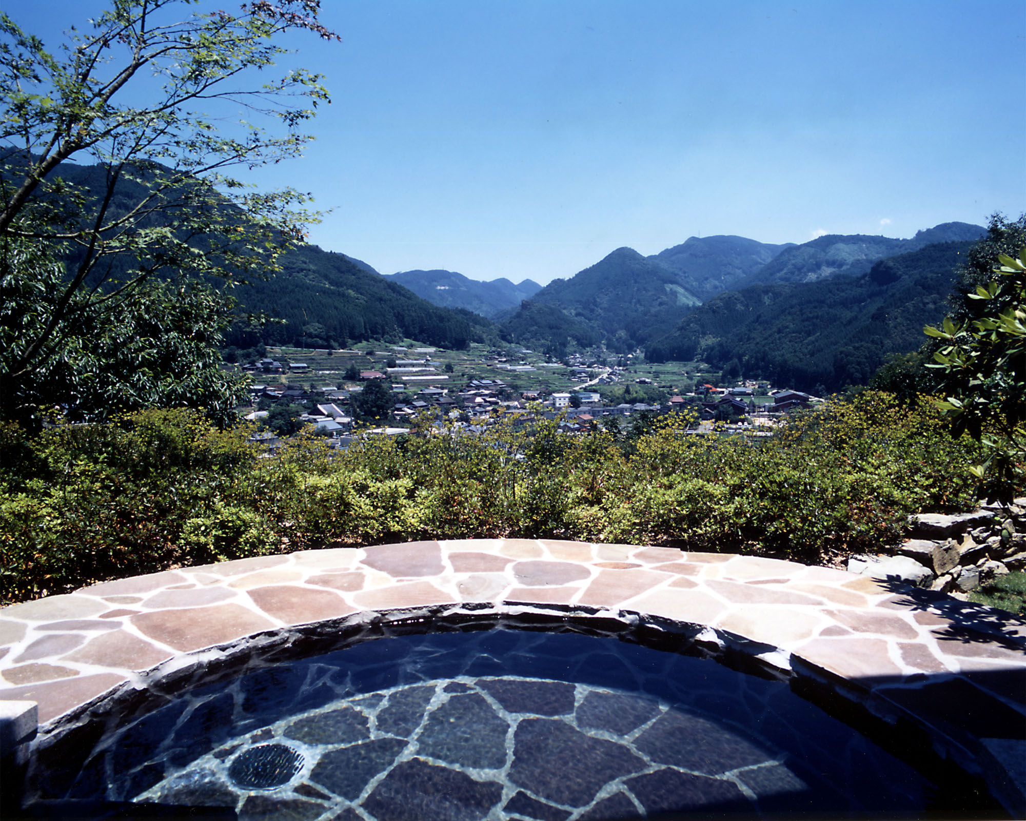 池の山荘 星の温泉館きらら